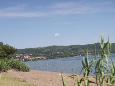 bolsena lake camping